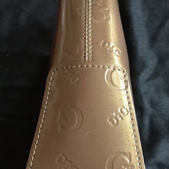 Gold Guess Tote Purse - Picture 3 of 8
